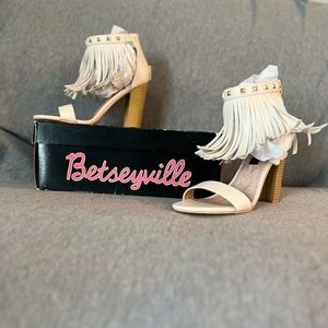 Betsey Johnson- Betseyville shoe. Size 8 Cream\Natural Trendy studded heel